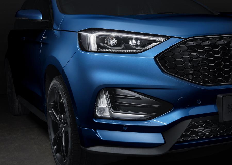 Детали экстерьера Ford Edge ST 2019 года  (CN) (фото 2 из 31)